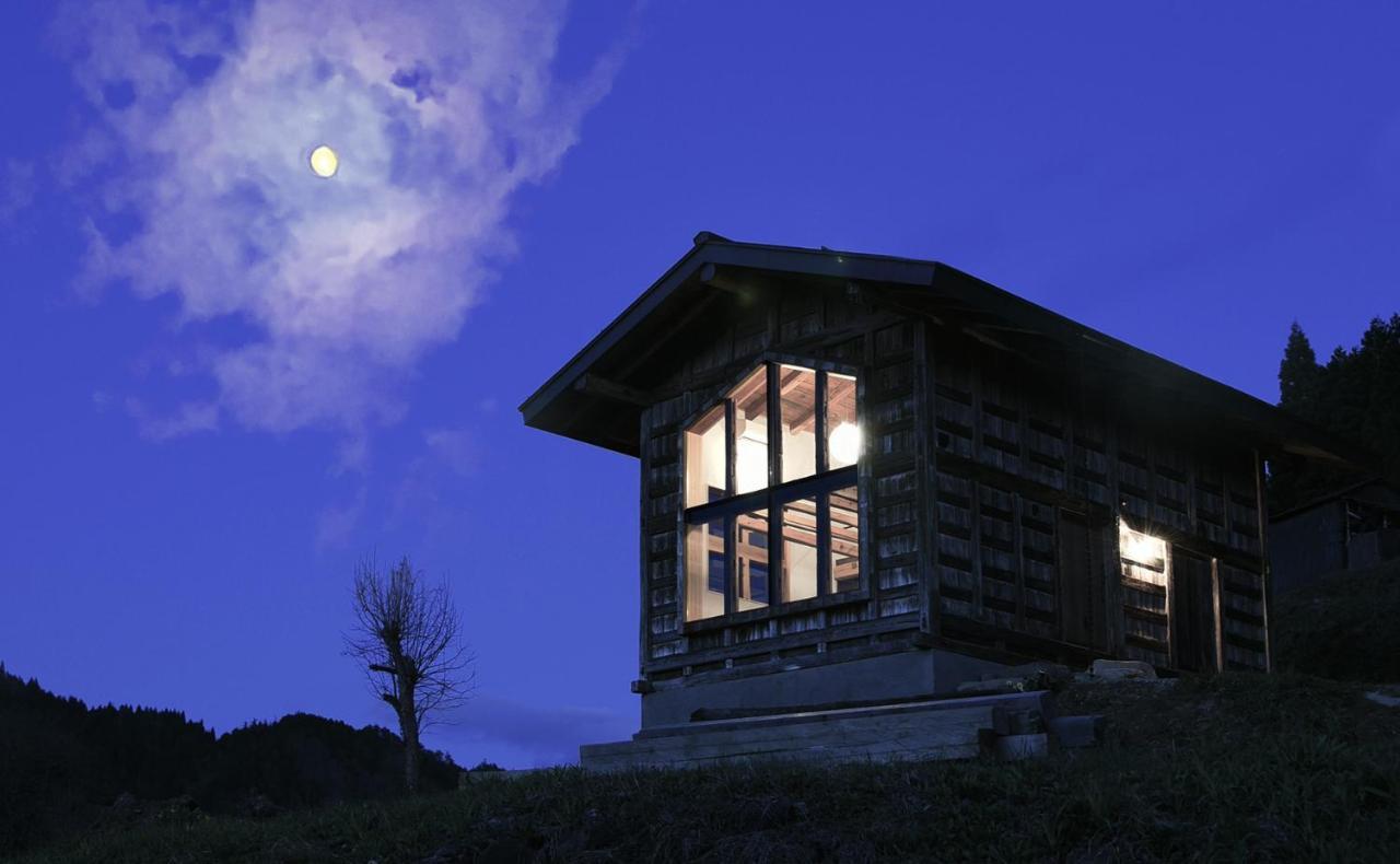 Haku 100-Year-Old Quaint Japanese Style Villa ทาคายาม่า ภายนอก รูปภาพ