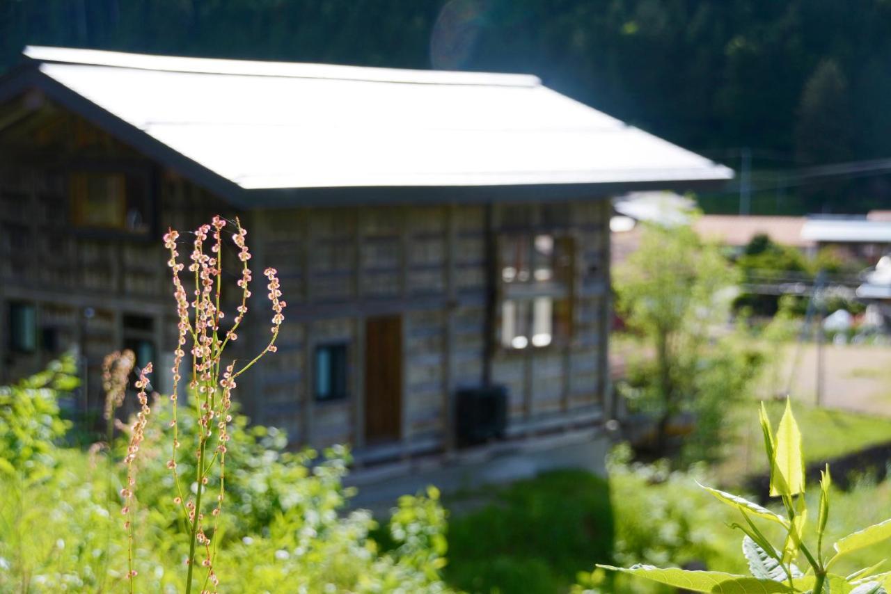 Haku 100-Year-Old Quaint Japanese Style Villa ทาคายาม่า ภายนอก รูปภาพ